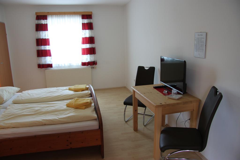 Pension Merkinger Behamberg Quarto foto